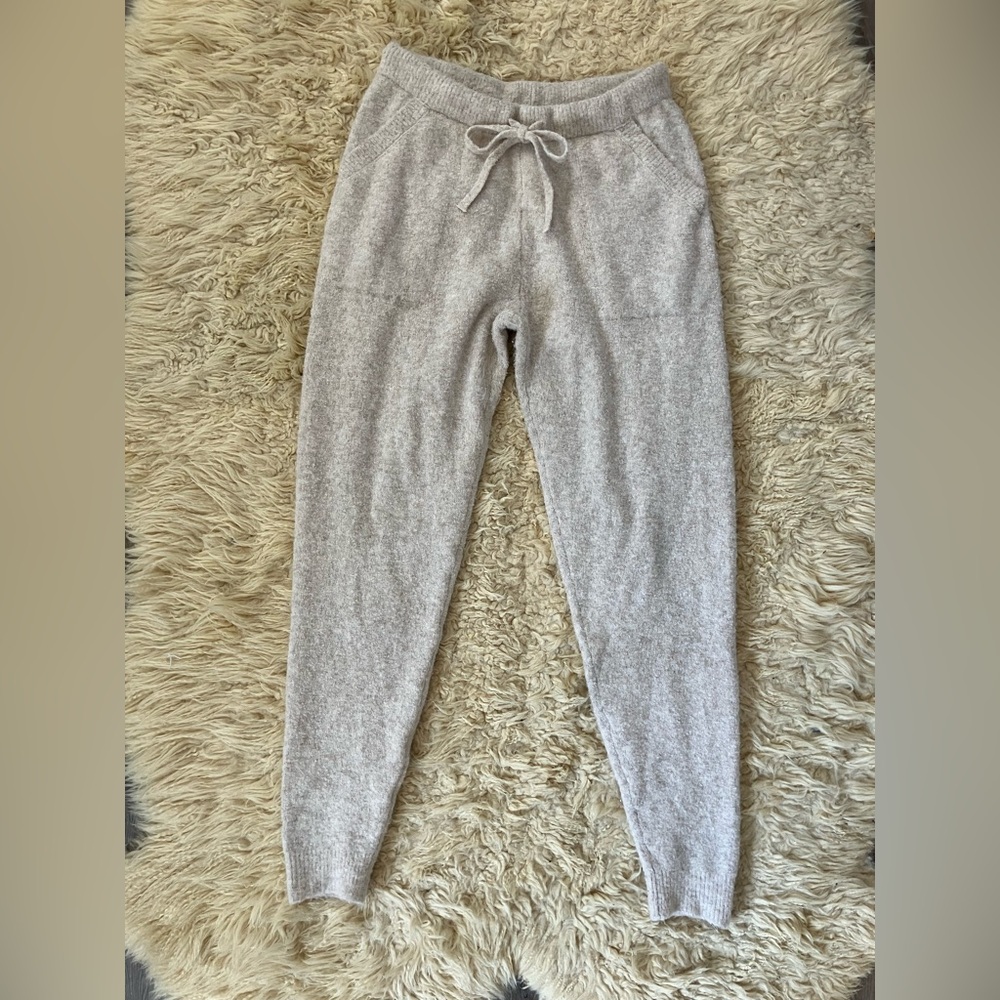 Auden Cozy Light Gray Knit Joggers NWOT